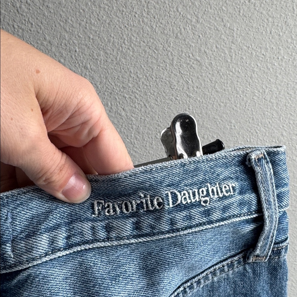 Favorite Daughter The Otto High Rise Boyfriend Distressed Knee Jeans size 28 - Picture 4 of 6